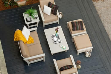 Deep Seating